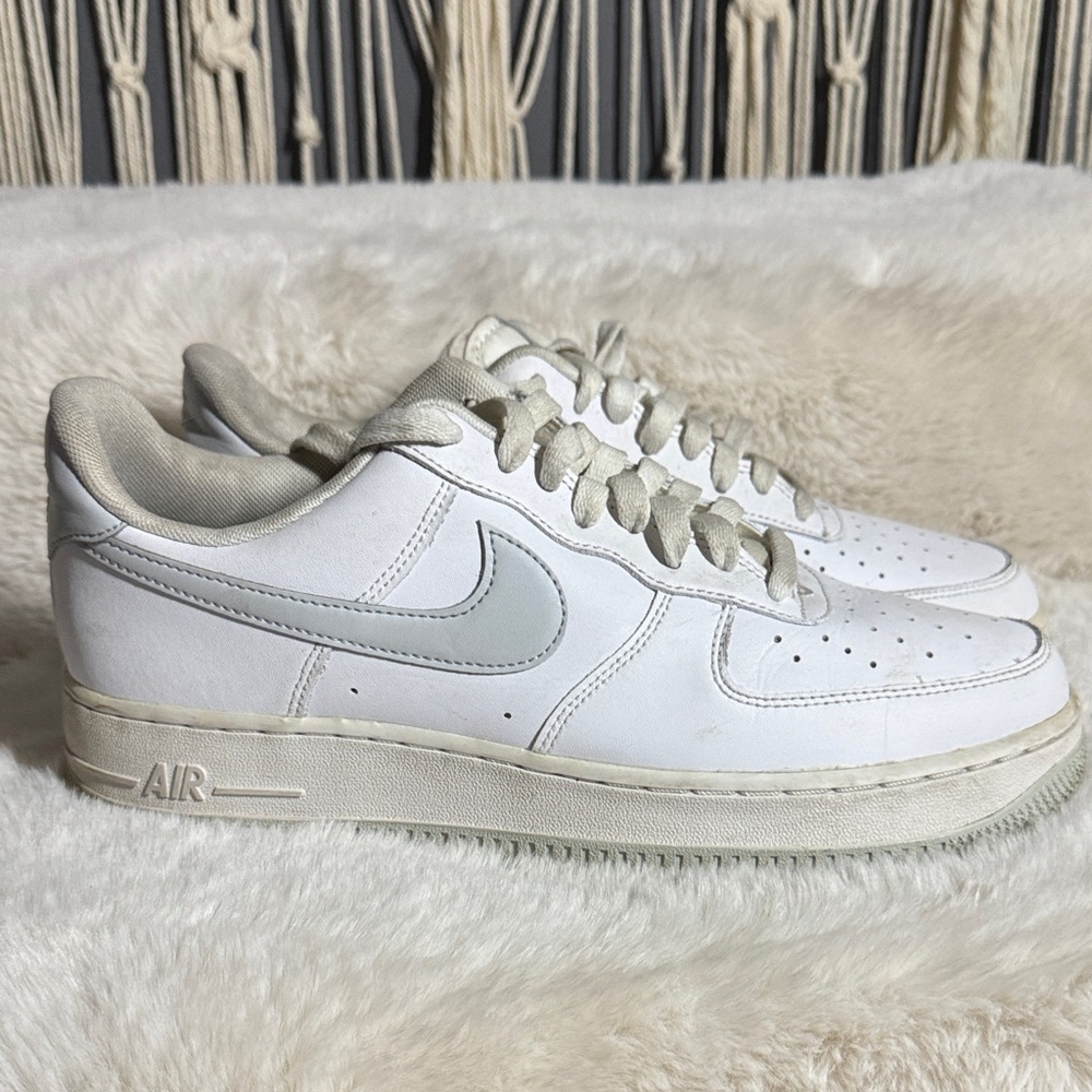 Nike Men's White Air Force 1 Sneakers